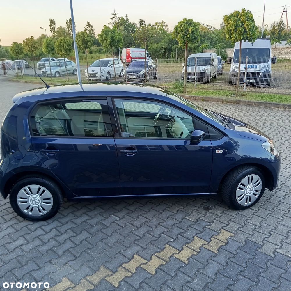Volkswagen up! EcoFuel BlueMotion Technology cup - 8