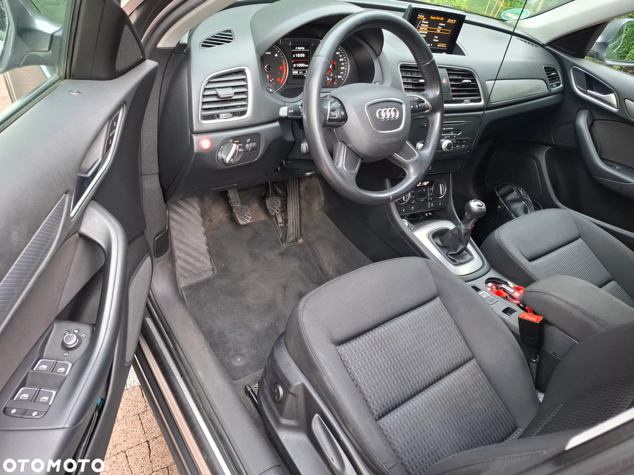 Audi Q3 2.0 TDI Sport - 6