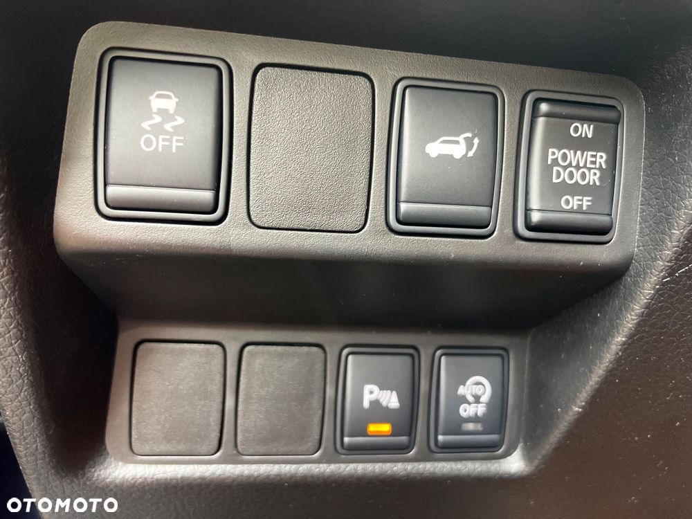 Nissan X-Trail 1.6 DIG-T Tekna - 25