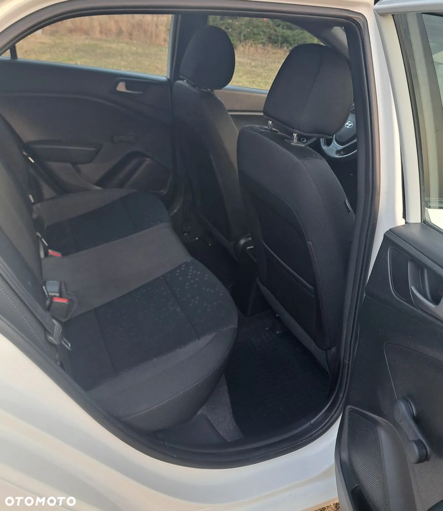 Hyundai i20 1.2 - 21