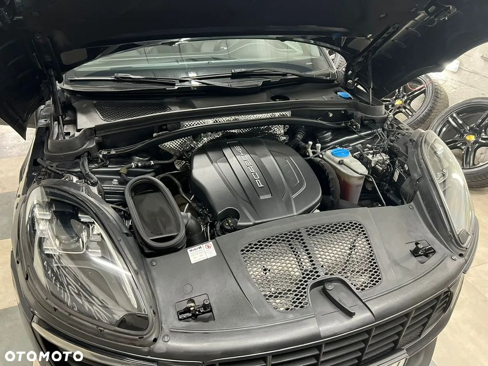 Porsche Macan - 12