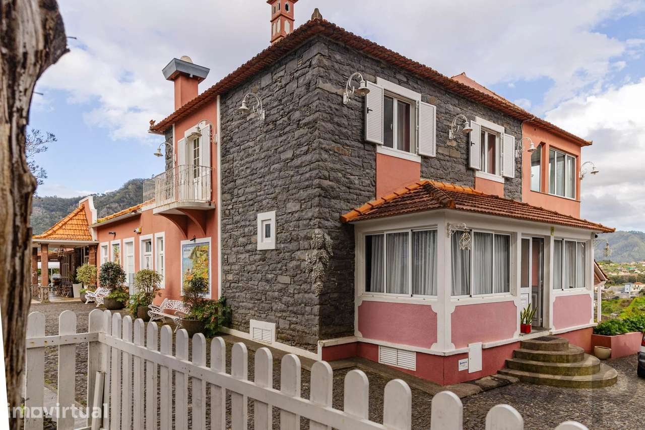 Casa de Chá do Faial, com Projeto para Hotel 4 Estrelas - Madeira - Grande imagem: 2/57