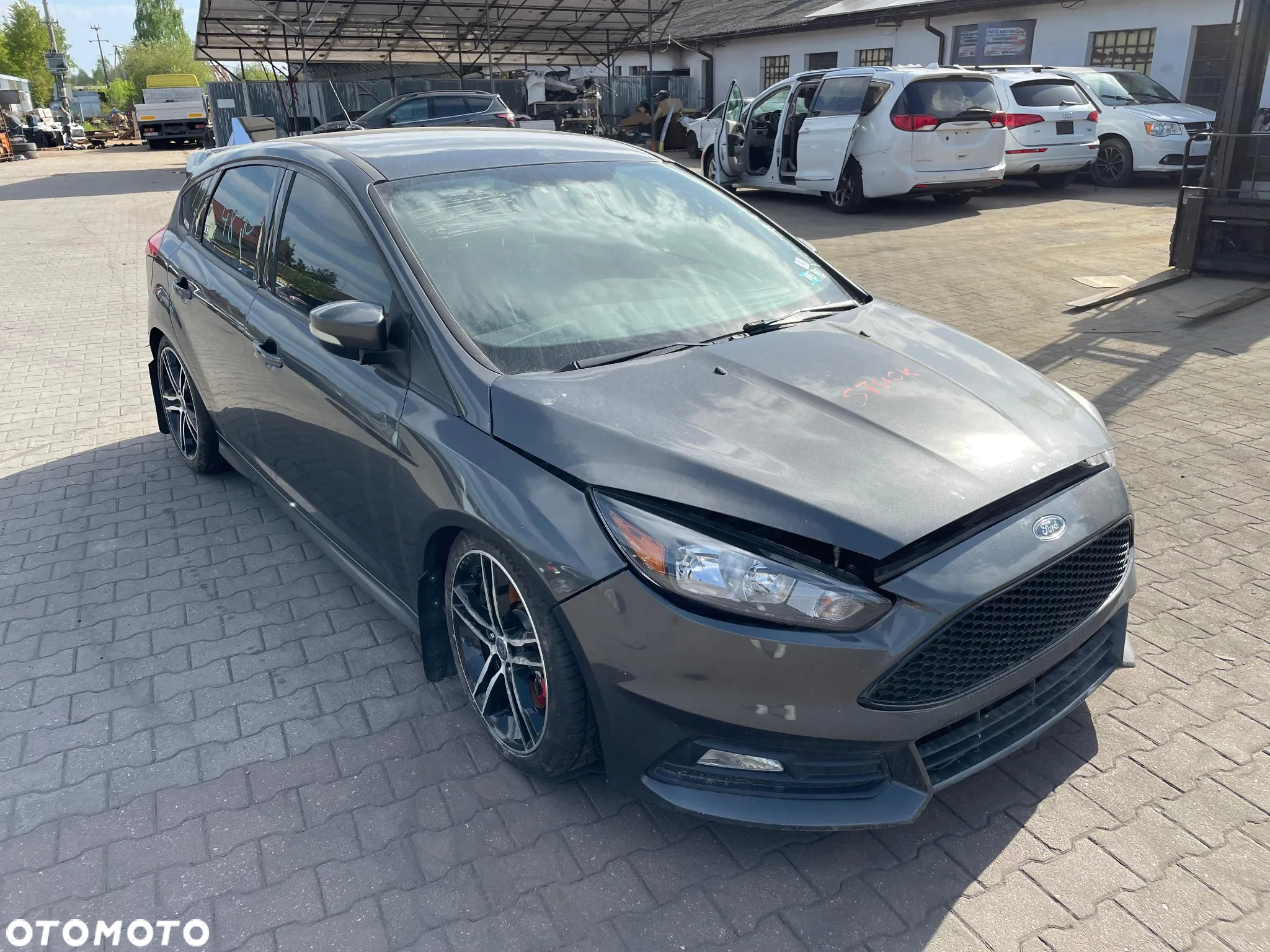 Ford Focus 2.0 EcoBoost ST - 8