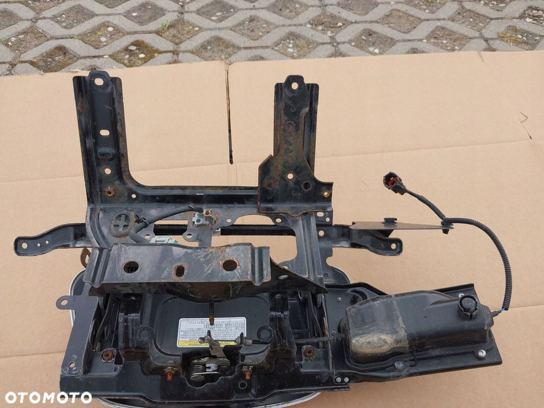 ZAŚLEPKA KLAPKA ŁADOWANIA NISSAN LEAF I ORYGINAŁ - 3