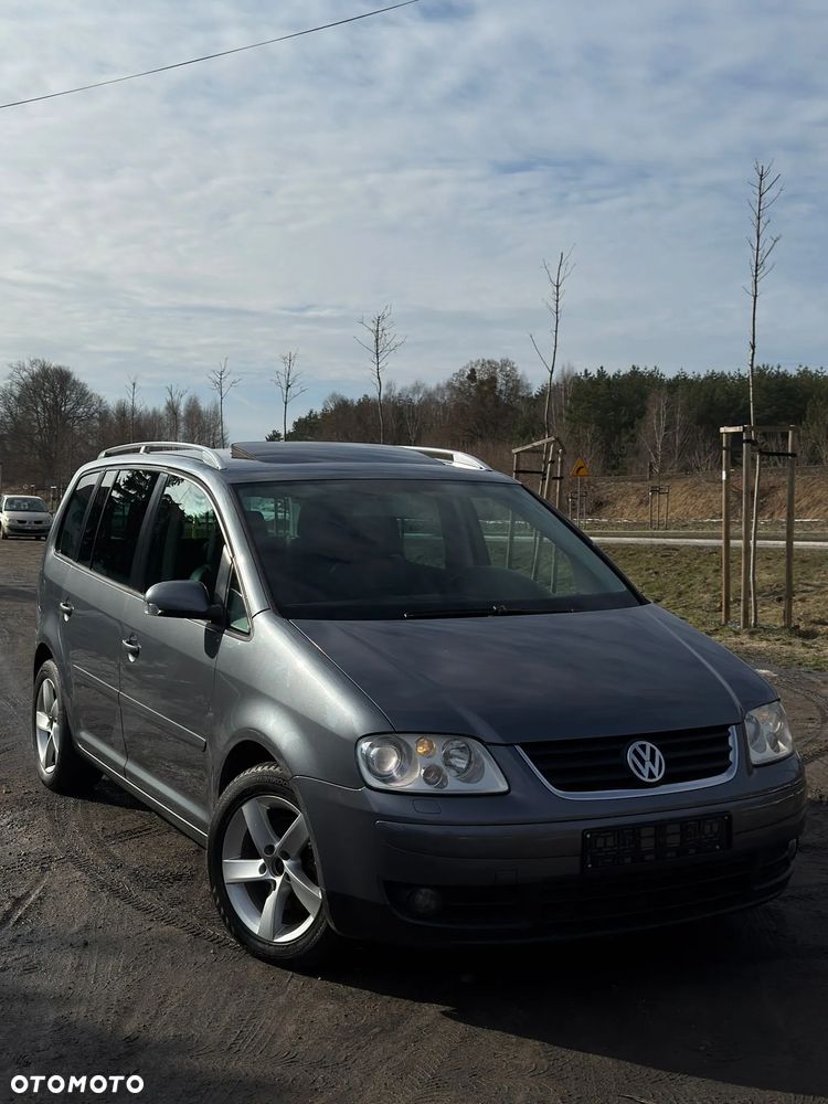 Volkswagen Touran - 2