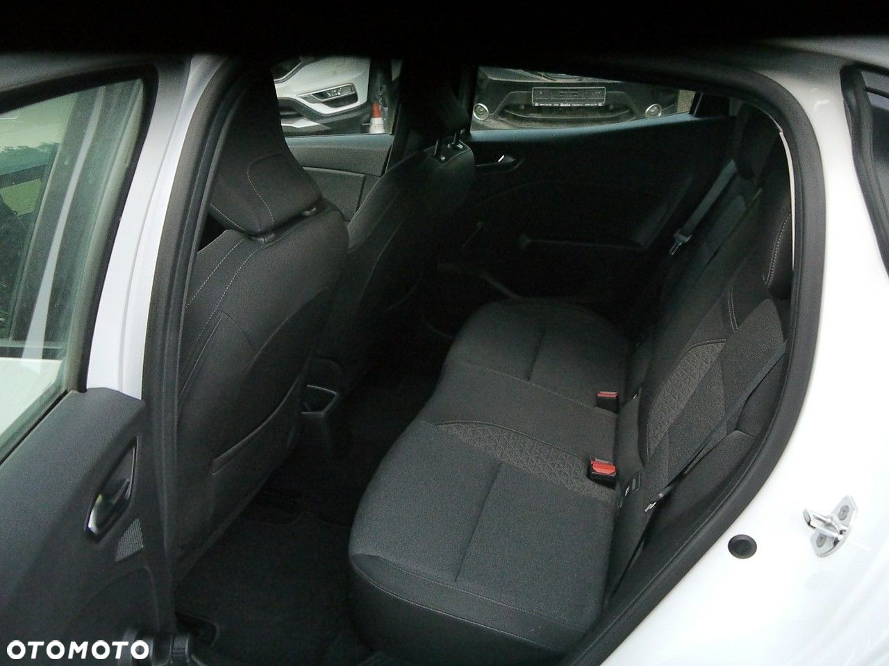 Renault Clio BLUE dCi 85 EXPERIENCE - 25