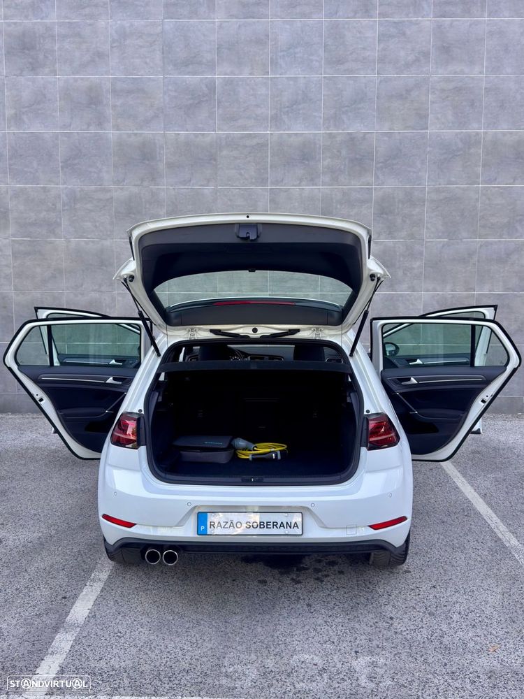 VW Golf - 7