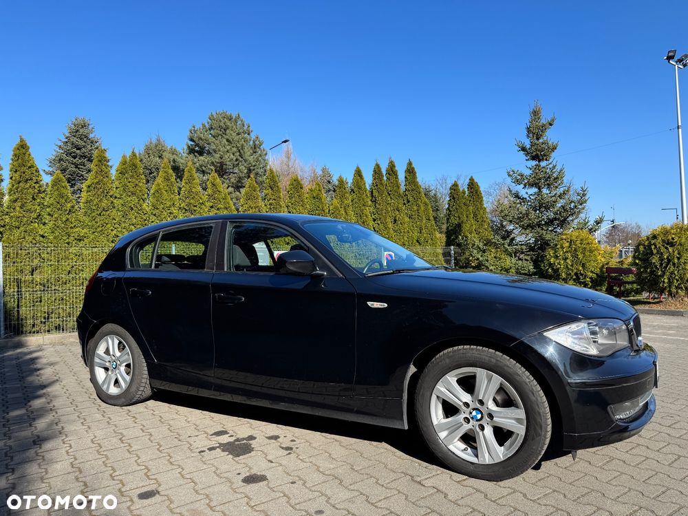 BMW Seria 1 118d DPF - 6