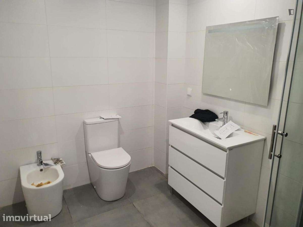 Quarto - localizado em Lumiar Lisbon - Grande imagem: 3/17