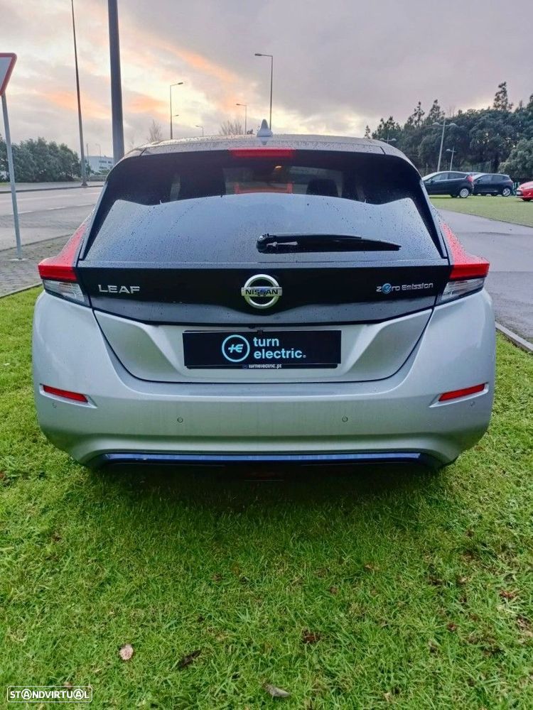 Nissan Leaf - 6