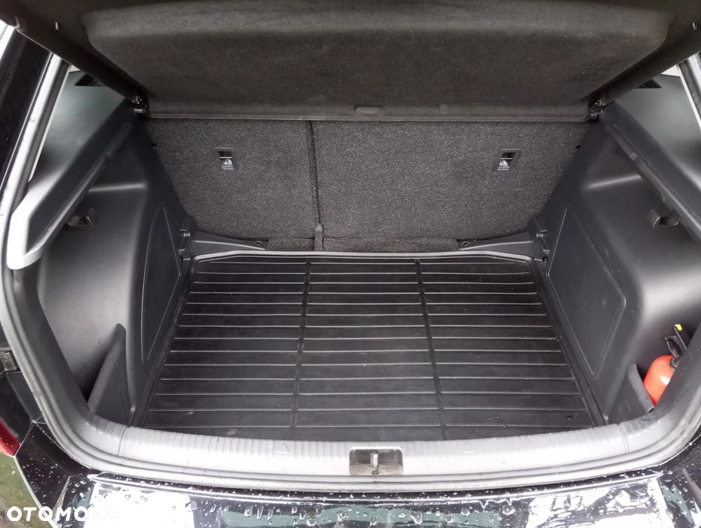 Skoda RAPID 1.0 TSI Style - 25