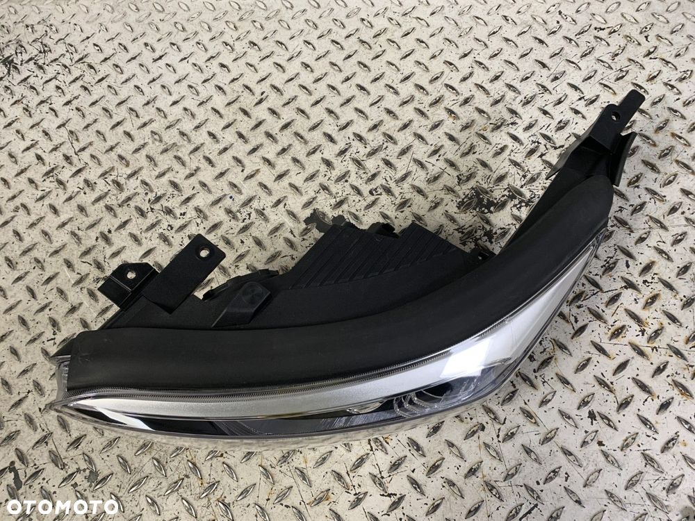 KIA STONIC LAMPA LEWA PRZEDNIA PRZÓD SOCZEWKA + LED EUROPA IDEALNA 92101-H8 - 3