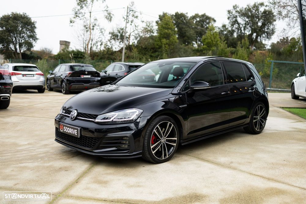 VW Golf 2.0 TDI GTD DSG - 6