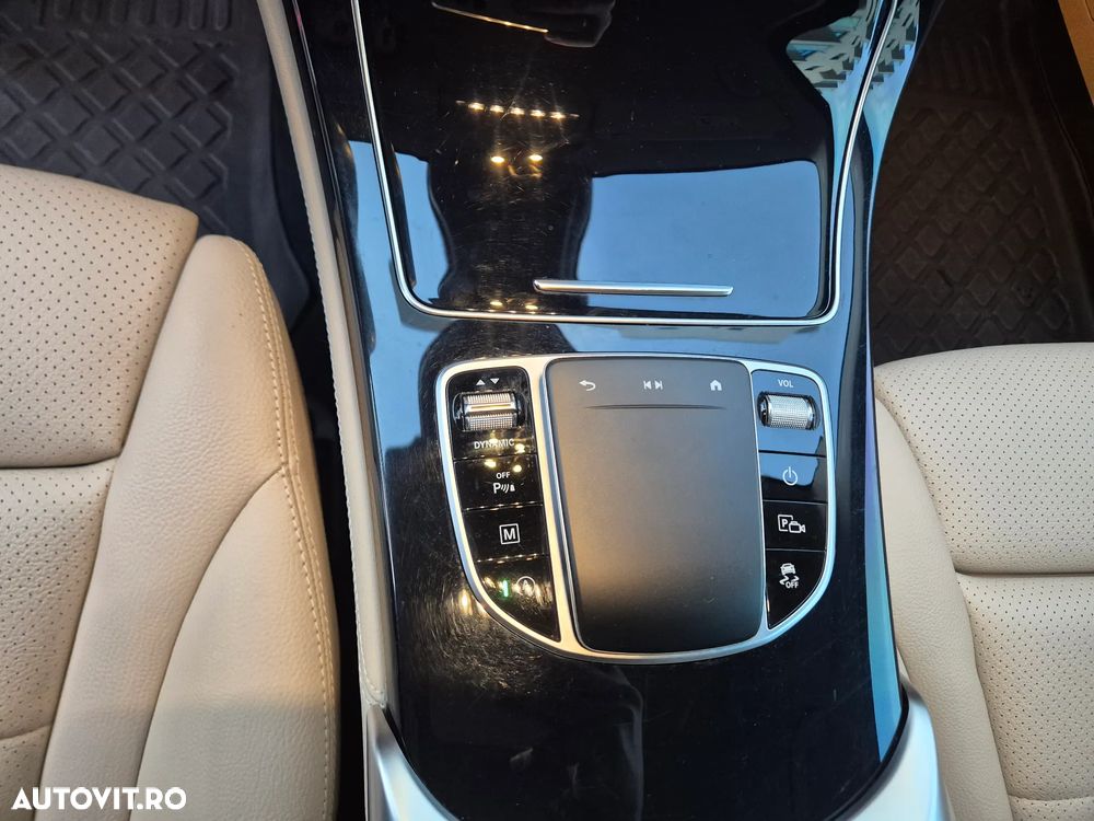 Mercedes-Benz GLC 220 d 4MATIC - 17