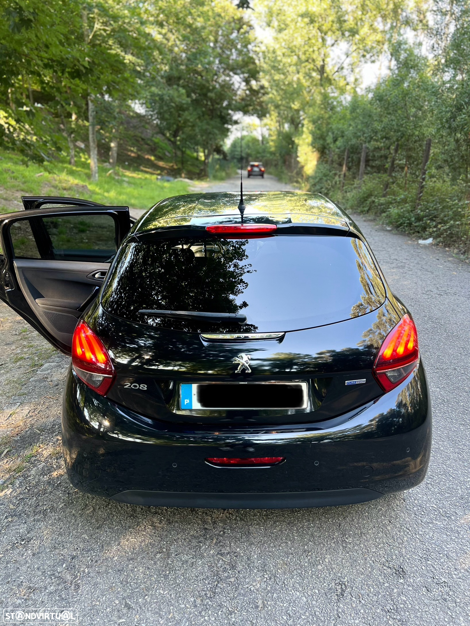 Peugeot 208 1.2 PureTech Style - 11