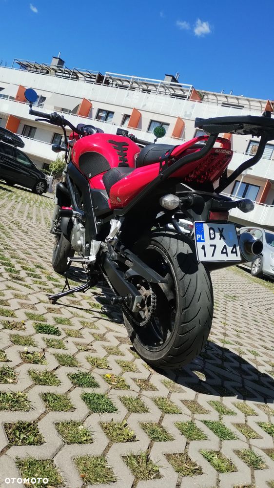 Suzuki SV - 4