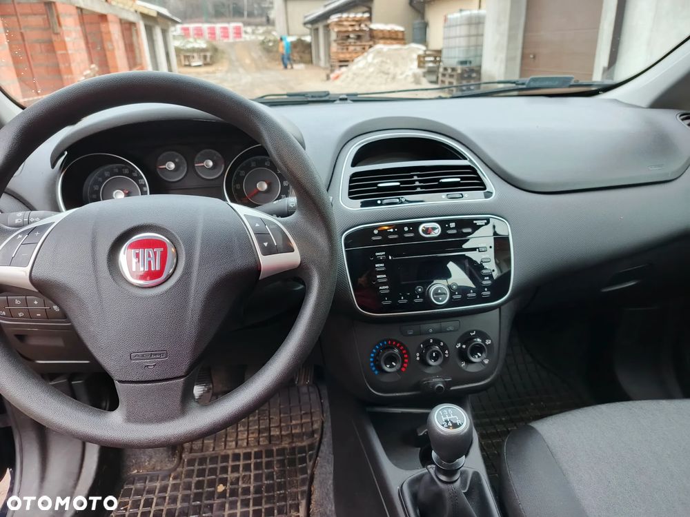 Fiat Punto 1.4 Easy S&S - 4