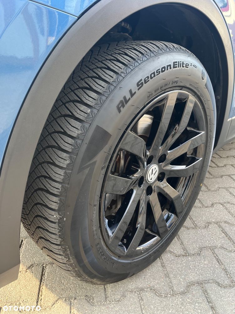 Volkswagen Tiguan - 16