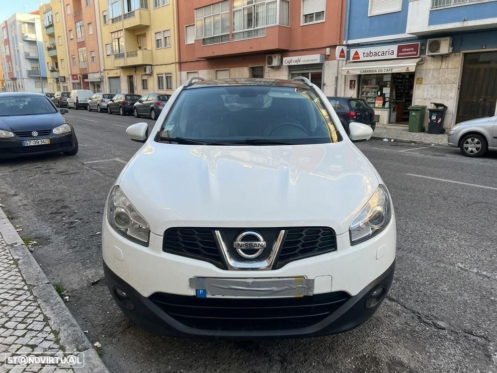 Nissan Qashqai - 1