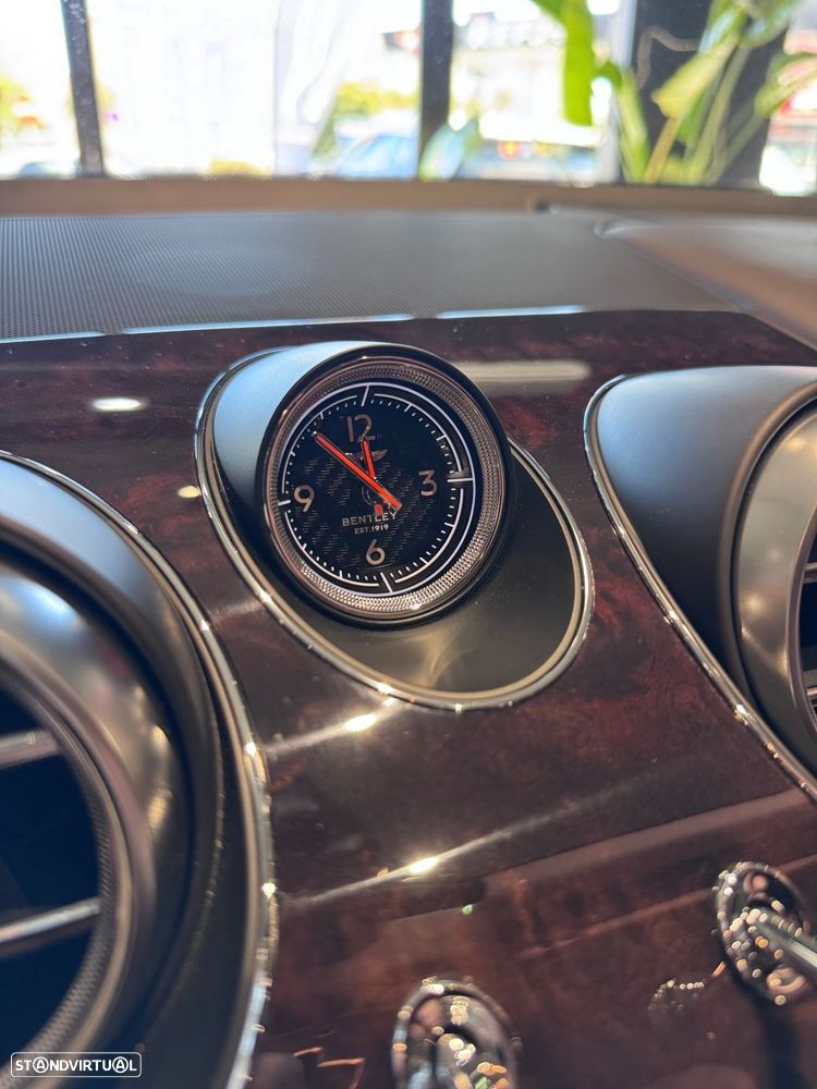 Bentley Bentayga Hybrid - 34