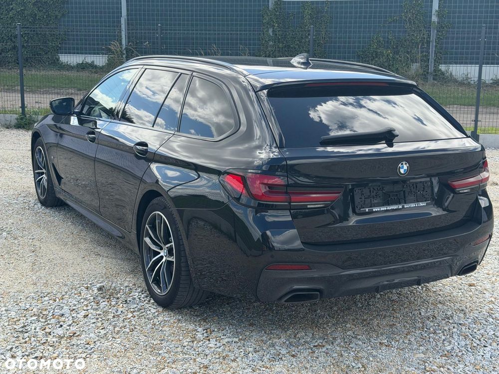 BMW Seria 5 530d xDrive M Sport Edition - 7