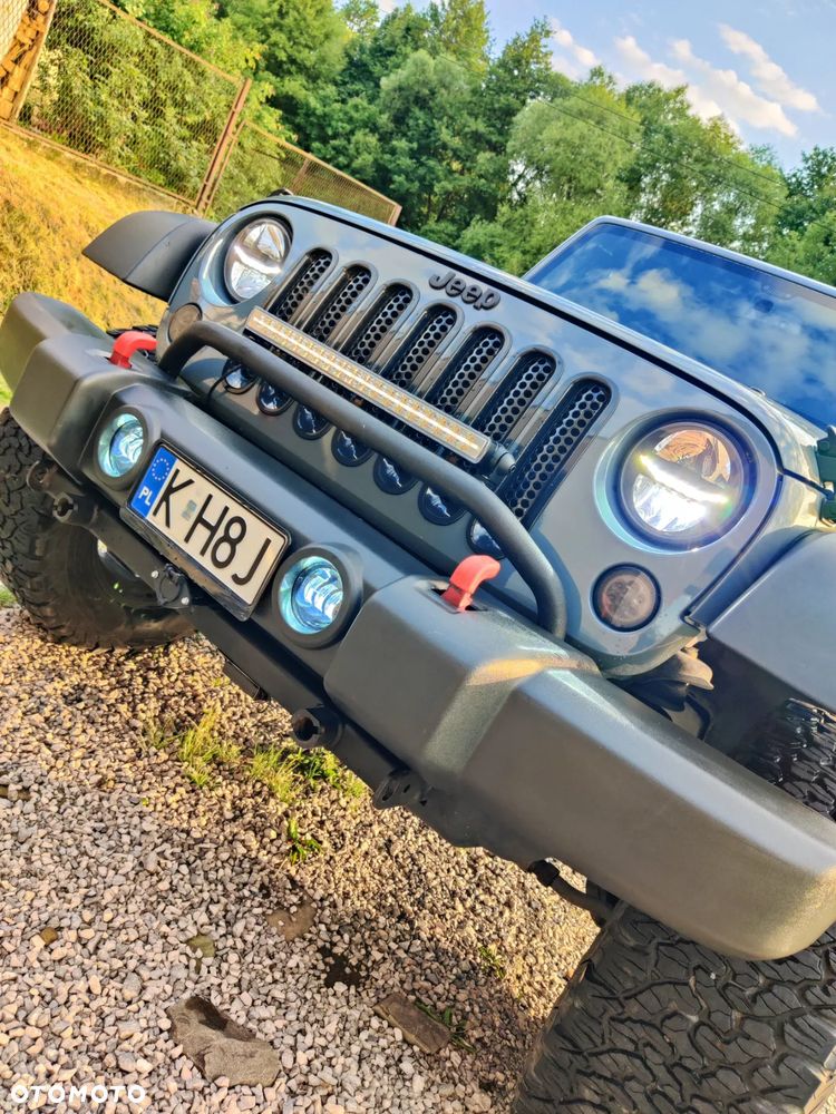Jeep Wrangler - 4