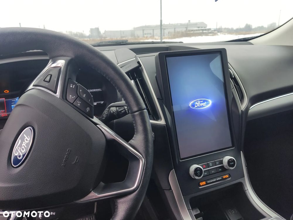 Ford Edge - 16