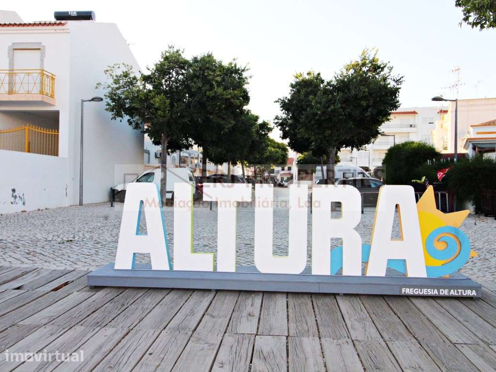 Excelente Empreendimento a 50m da Praia da Altura - Grande imagem: 4/9