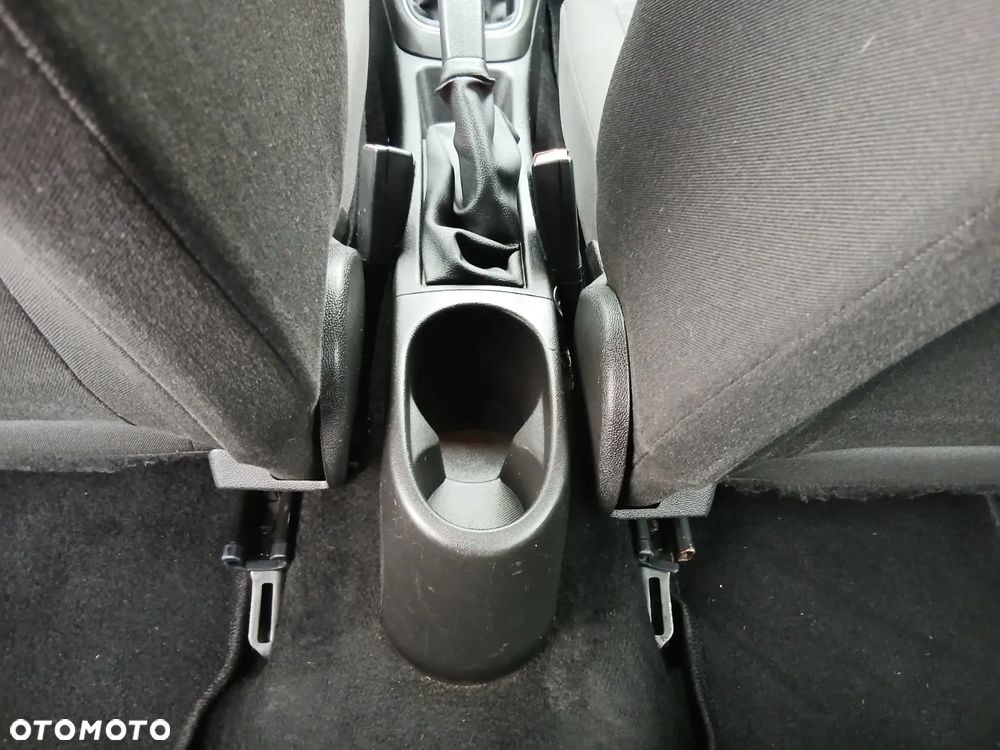 Opel Corsa 1.4 (ecoFLEX) Start/Stop Edition - 31