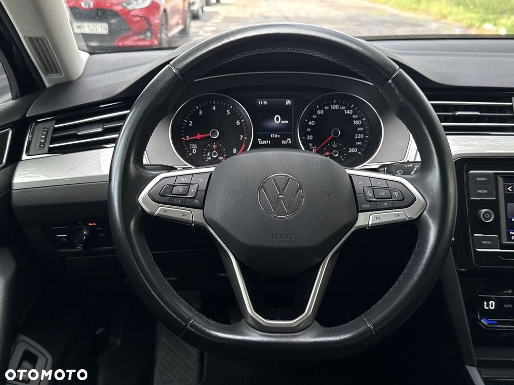 Volkswagen Passat 1.5 TSI EVO Business - 16