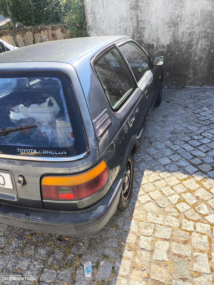 Toyota Corolla - 6