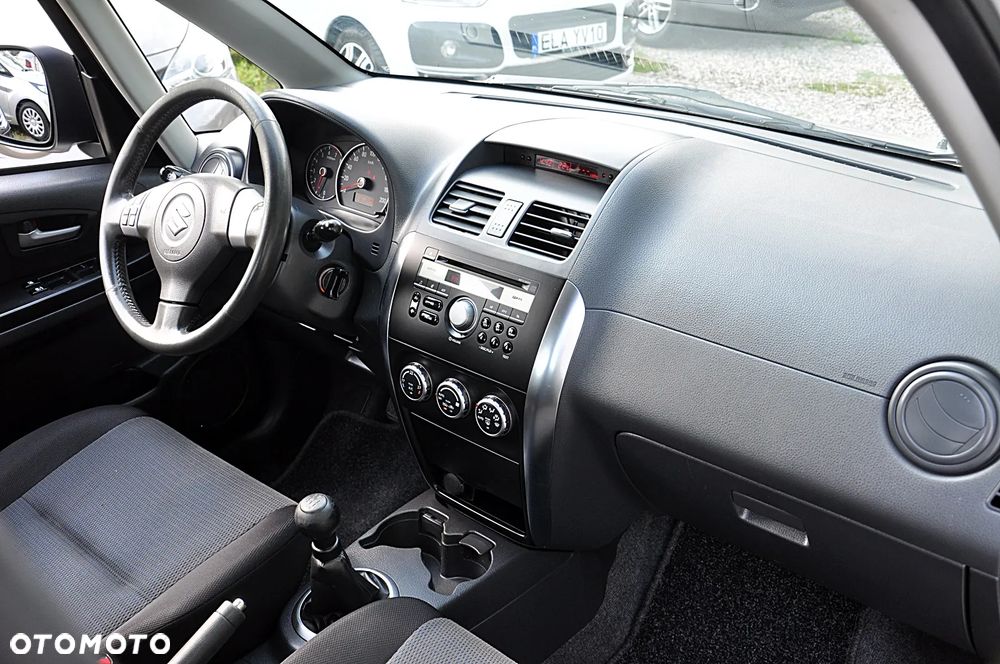 Suzuki SX4 1.6 GS/Premium - 21