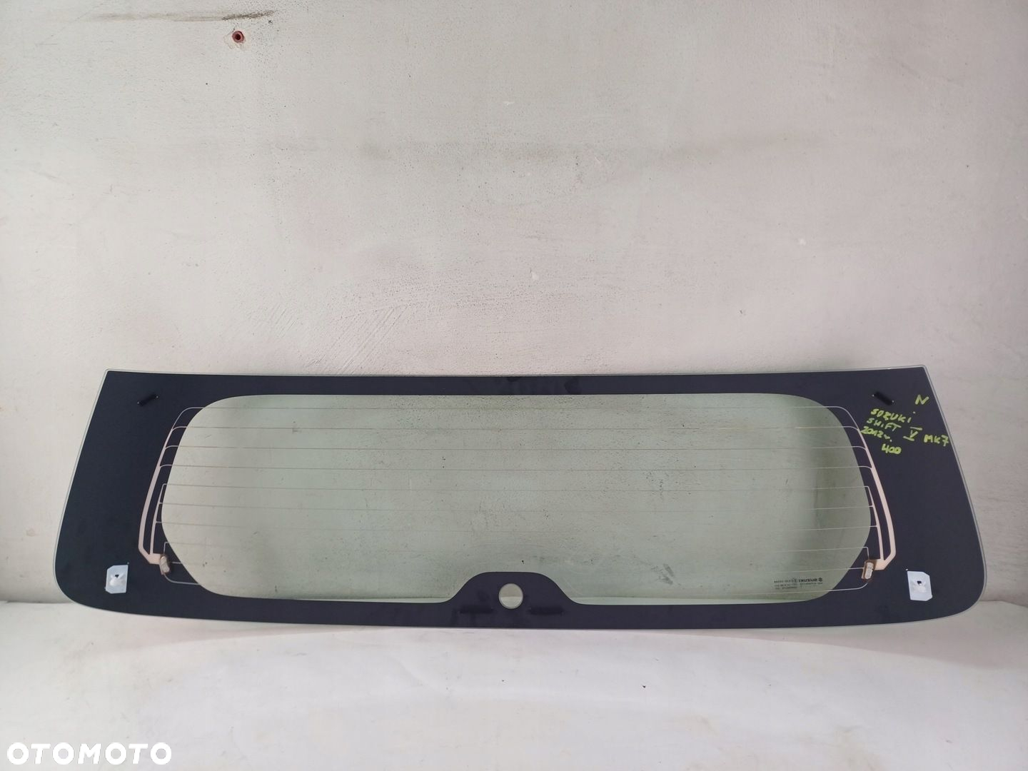 SZYBA TYŁ TYLNIA SUZUKI SWIFT V MK VII 7 12- - 9