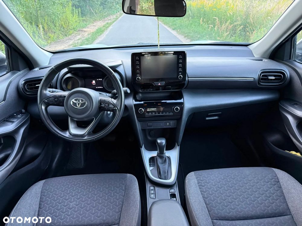 Toyota Yaris Cross Hybrid 1.5 Comfort - 15