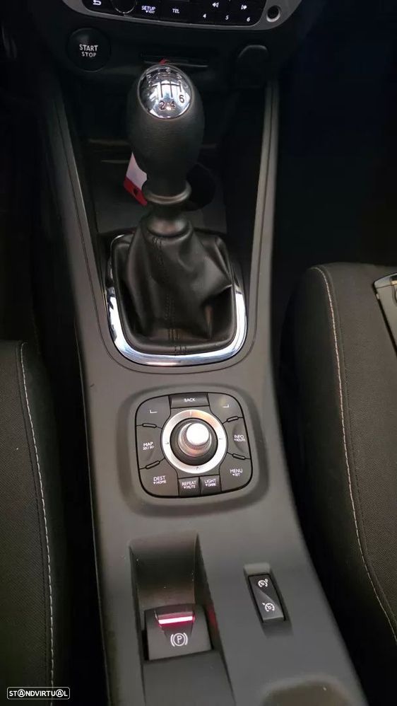 Renault Mégane Sport Tourer 1.5 dCi Dynamique S - 43
