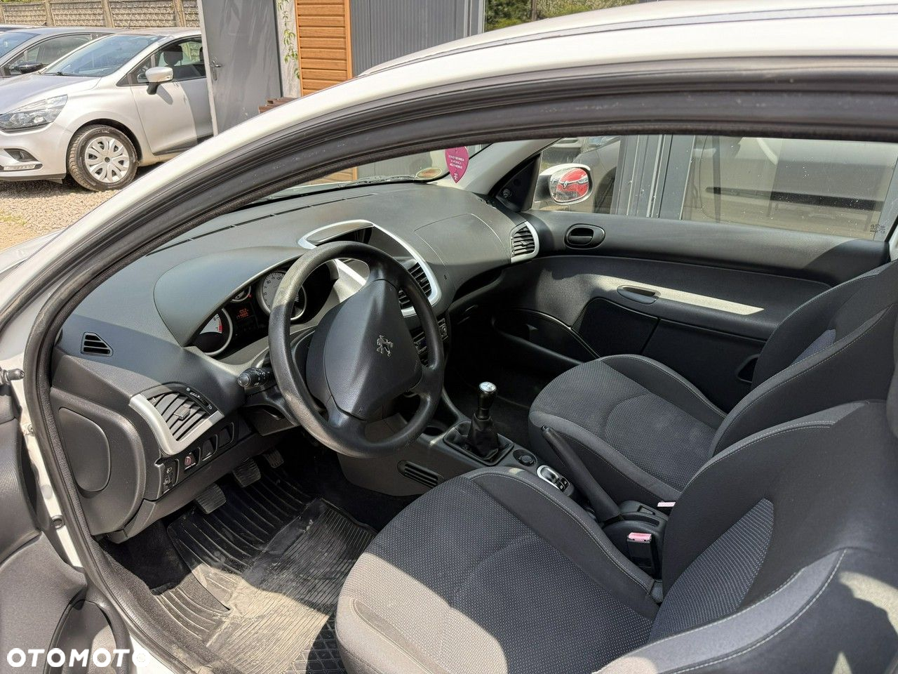 Peugeot 206 plus - 11
