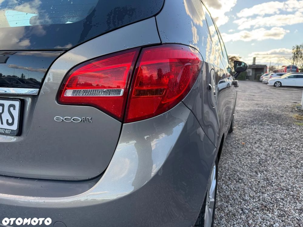 Opel Meriva - 12