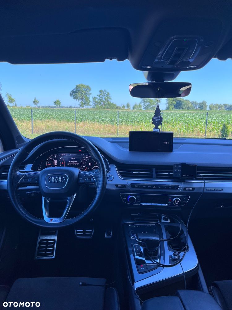 Audi Q7 - 9