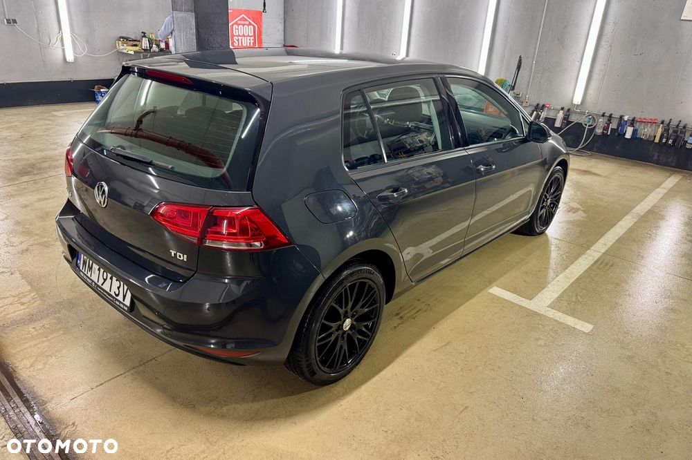 Volkswagen Golf 1.6 TDI Comfortline - 11