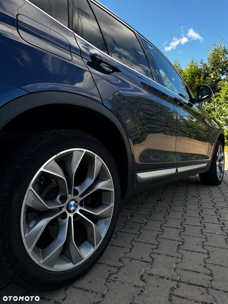 BMW X3 xDrive28i - 11