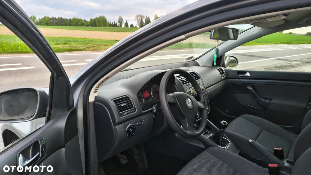 Volkswagen Golf 1.6 United - 19