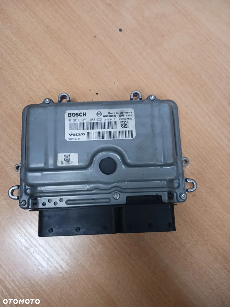 Komputer sterownik silnika Volvo 2.5 T 31286086 0261209108