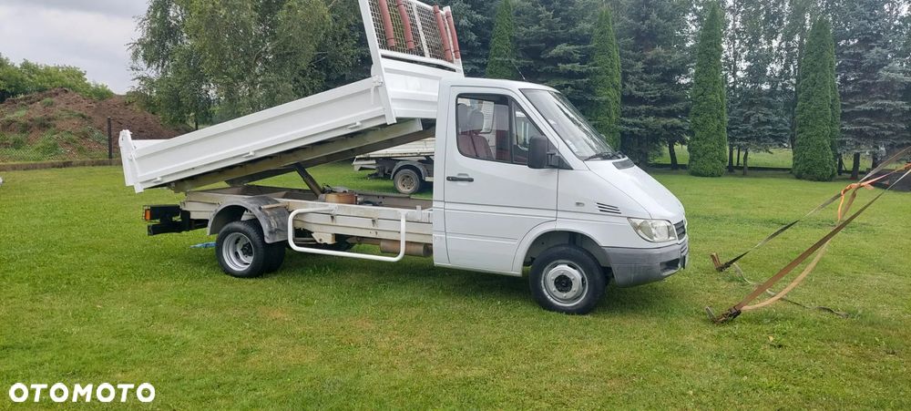 Mercedes-Benz 411 - 2