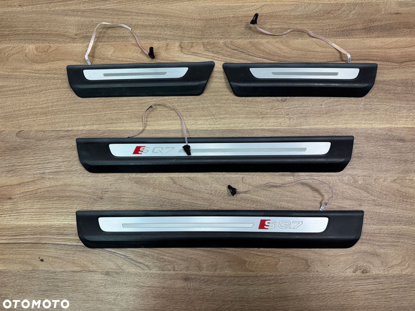 LISTWY PROGOWE LED AUDI SQ7 Q7 4M S-LINE PODŚWIETLANE 4M0947405B 4M0947406B - 1