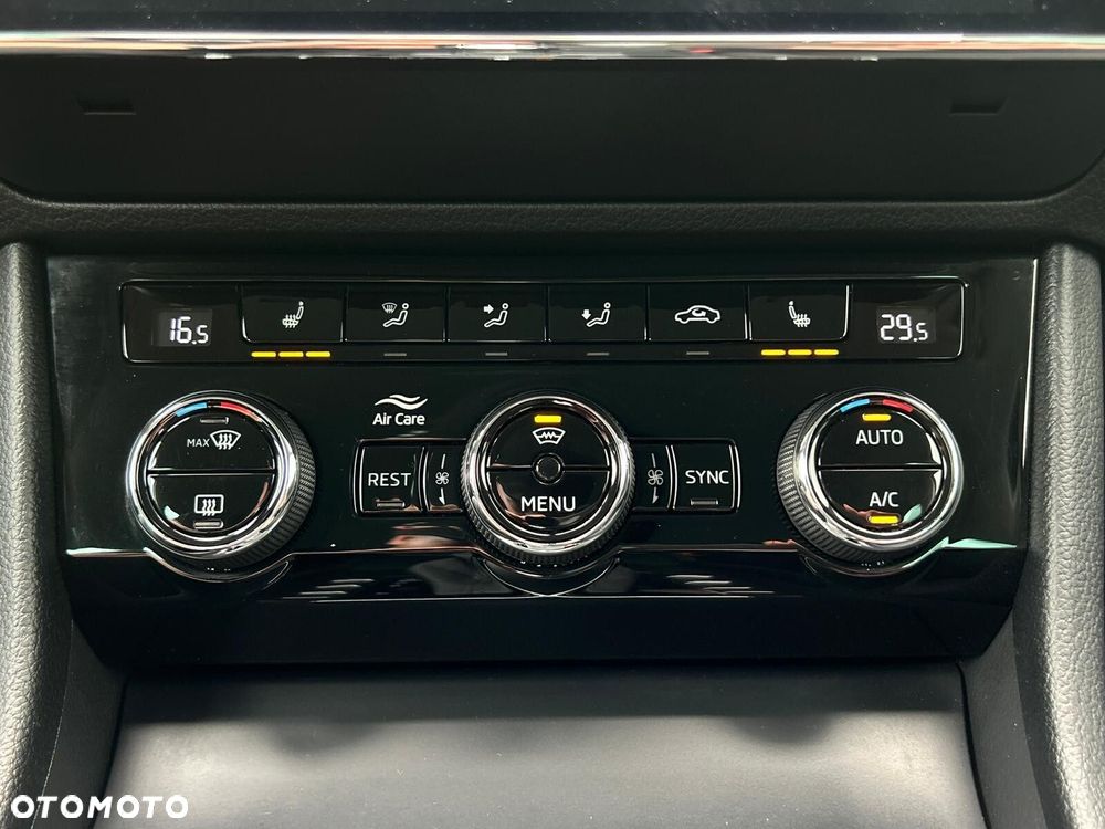 Skoda Superb 1.5 TSI Active DSG - 27