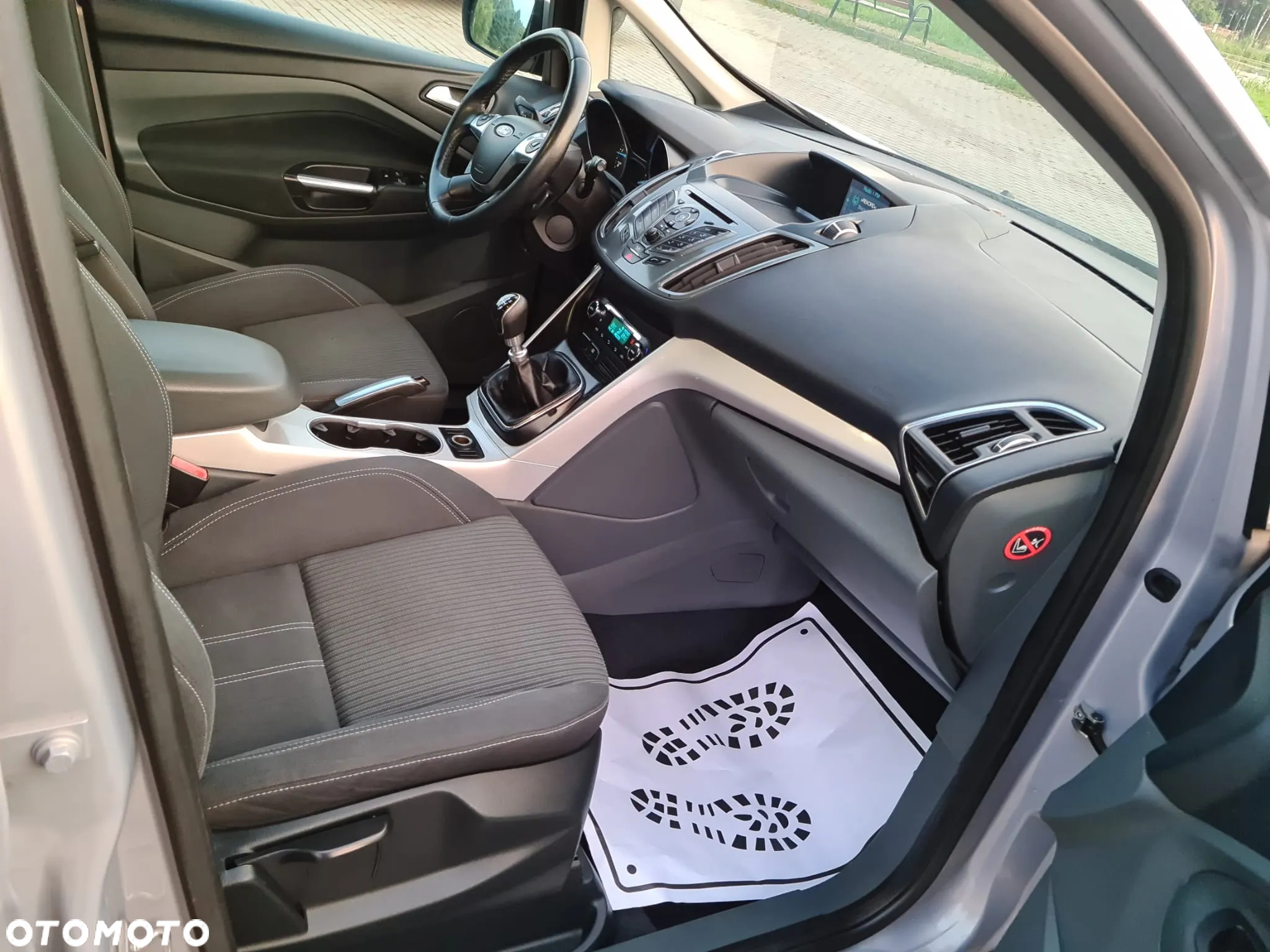 Ford C-MAX - 17