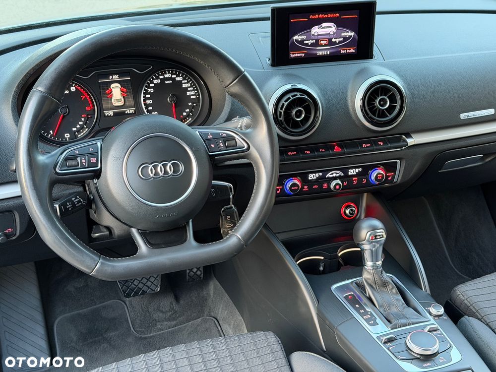 Audi A3 Sportback 1.8 TFSI Quattro Attraction S tronic - 30