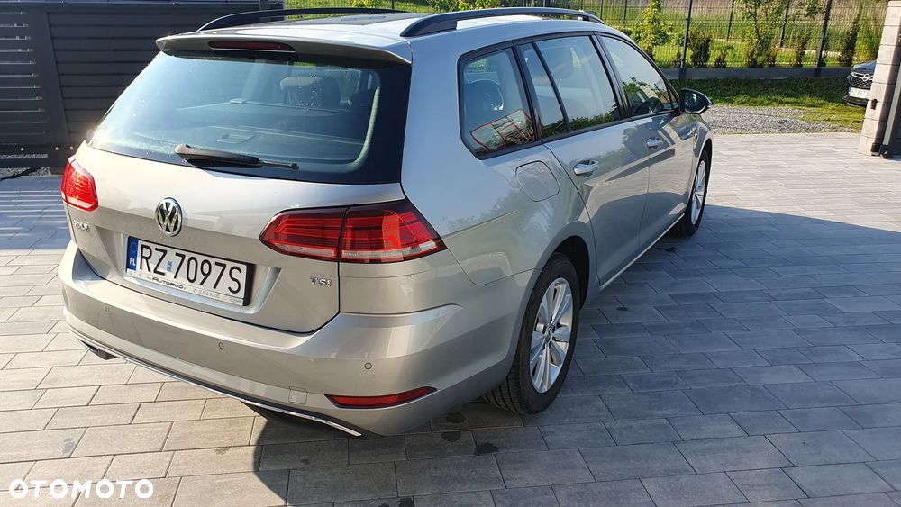 Volkswagen Golf 1.0 TSI BMT Comfortline - 10