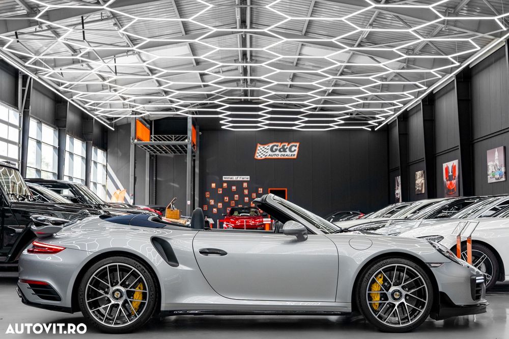 Porsche 911-TURBO-S Standard - 27