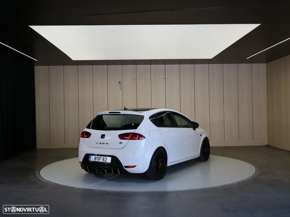 SEAT Leon 2.0 TDI FR - 6